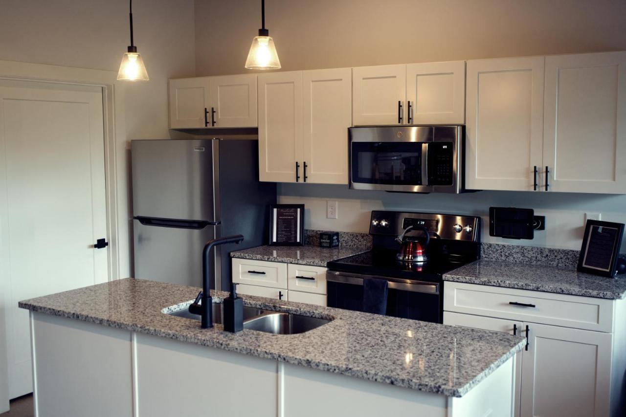 Quiet, And Cozy, Minutes From Attractions And Experiences! Apartment