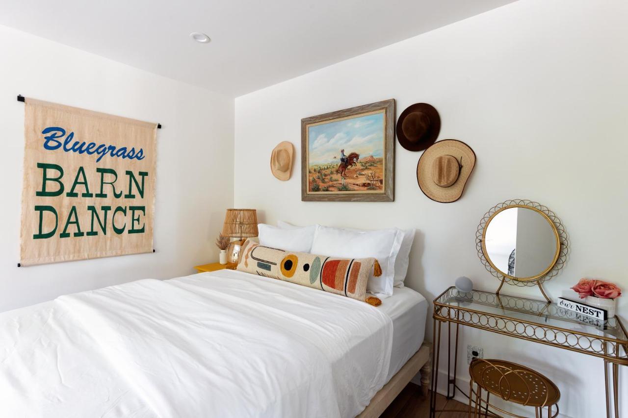 Apartment Southbound - Lonestar