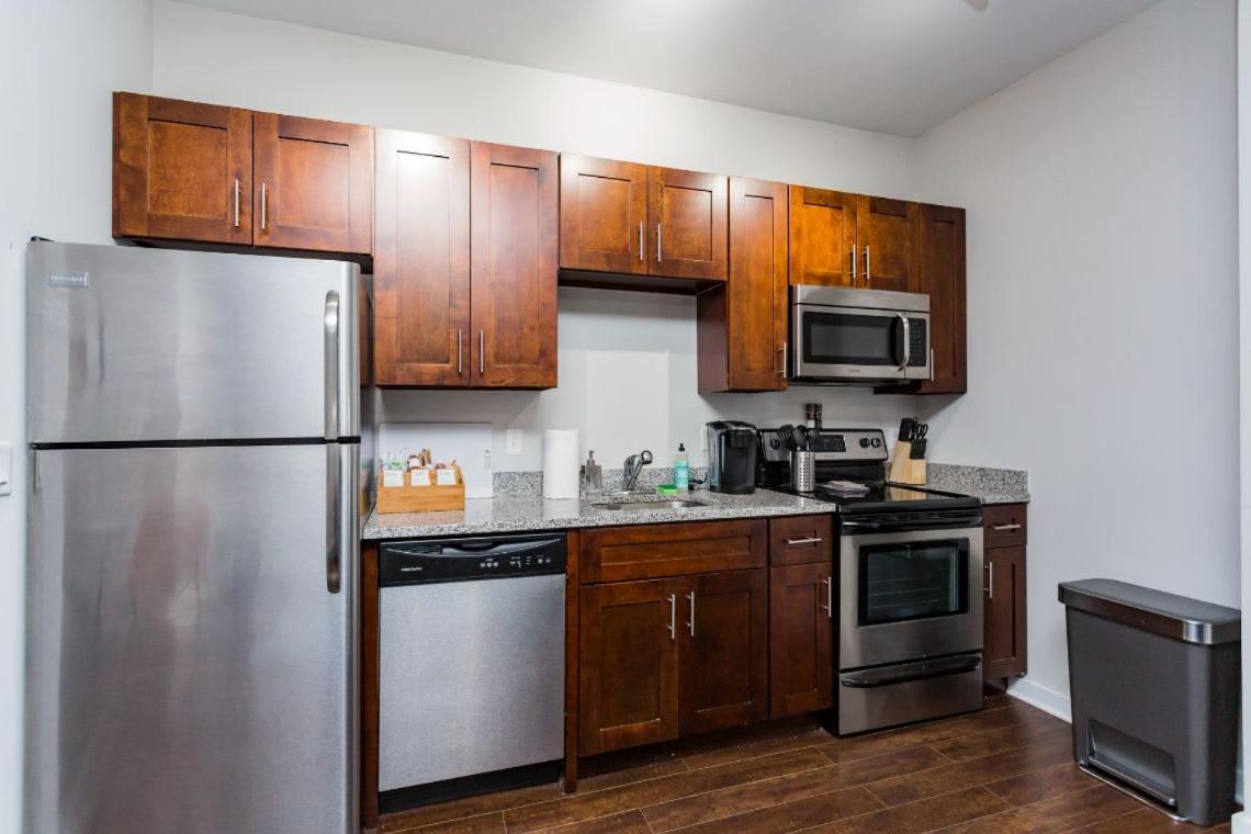 Cozysuites Music Row Spacious 1br With Free Parking 26 Apartment