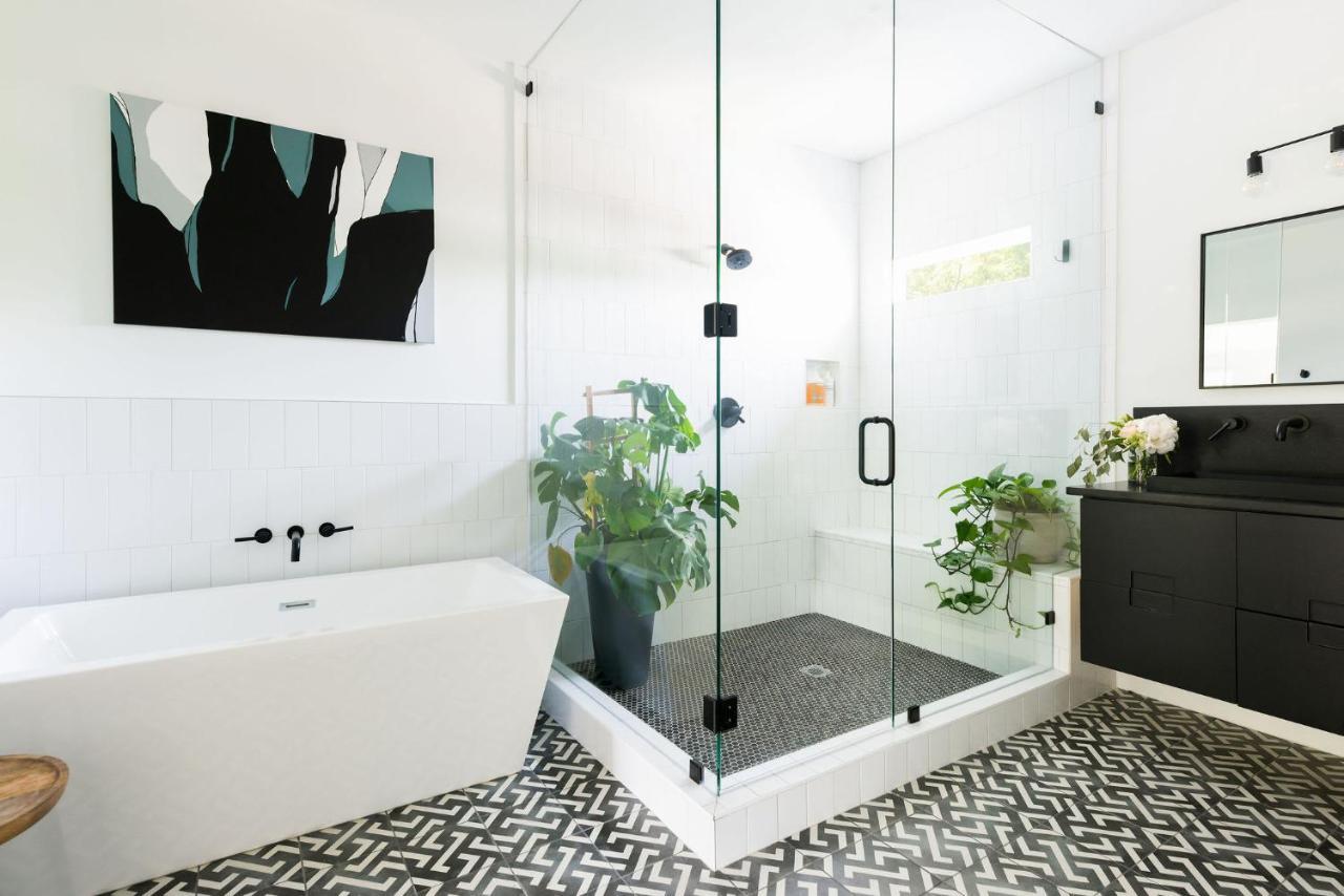 The Adelaide - Luxury Rooftop Retreat In Holiday home Nashville