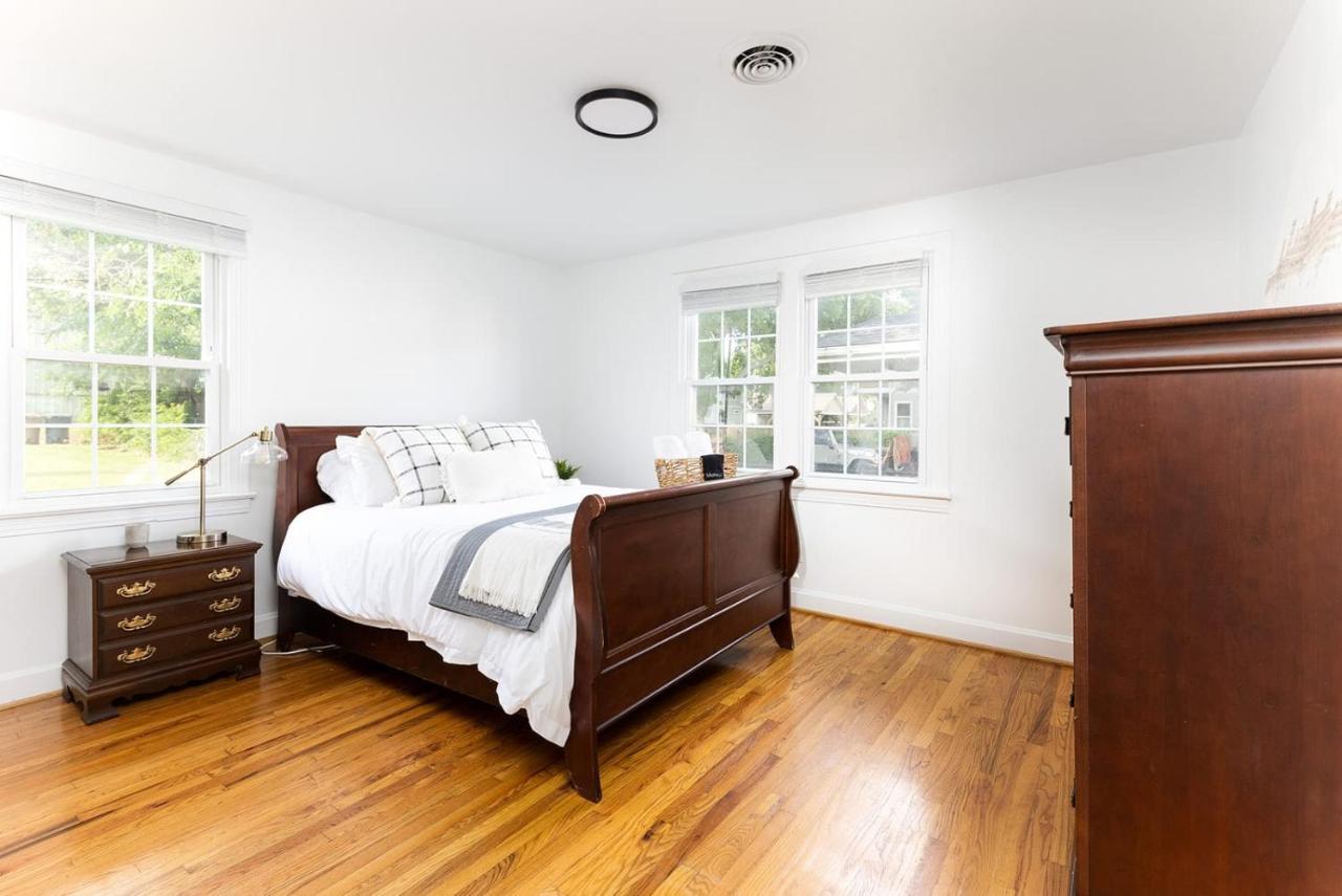 The Hamilton - 3 Bedroom 2 Ba - 1 5 Mi To Broadway Nashville