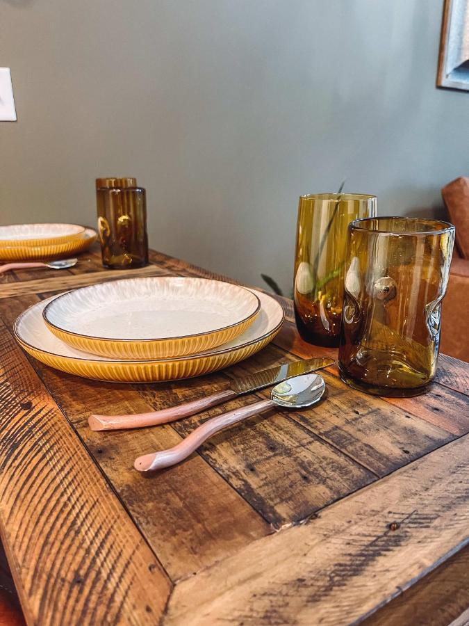Rustic Chic - Boutique Luxe Near Broadway Holiday home *