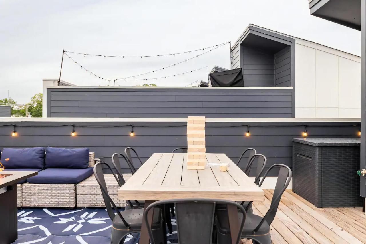 Holiday home Rooftop Skyline View - Karaoke Stage - 4 Bedroom Nashville