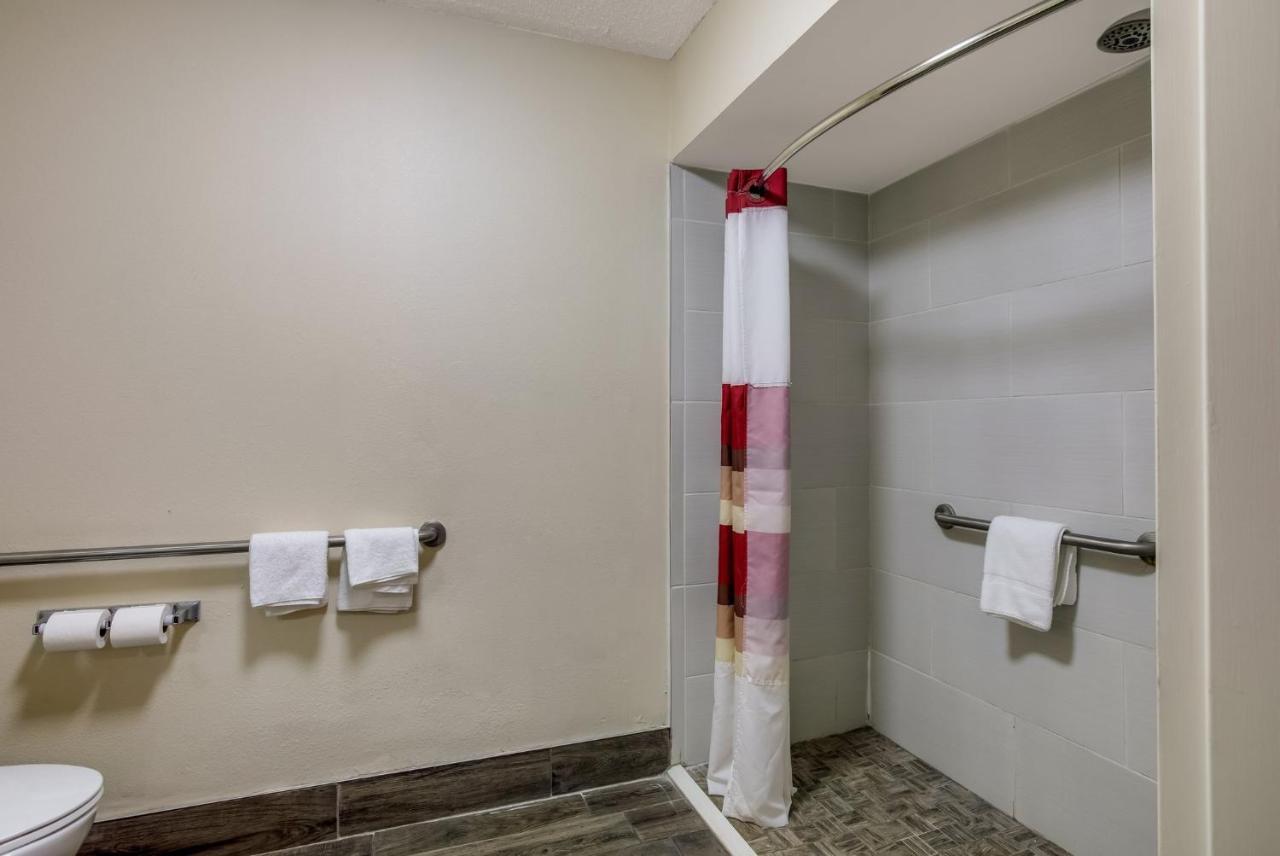 Motel Red Roof - Music