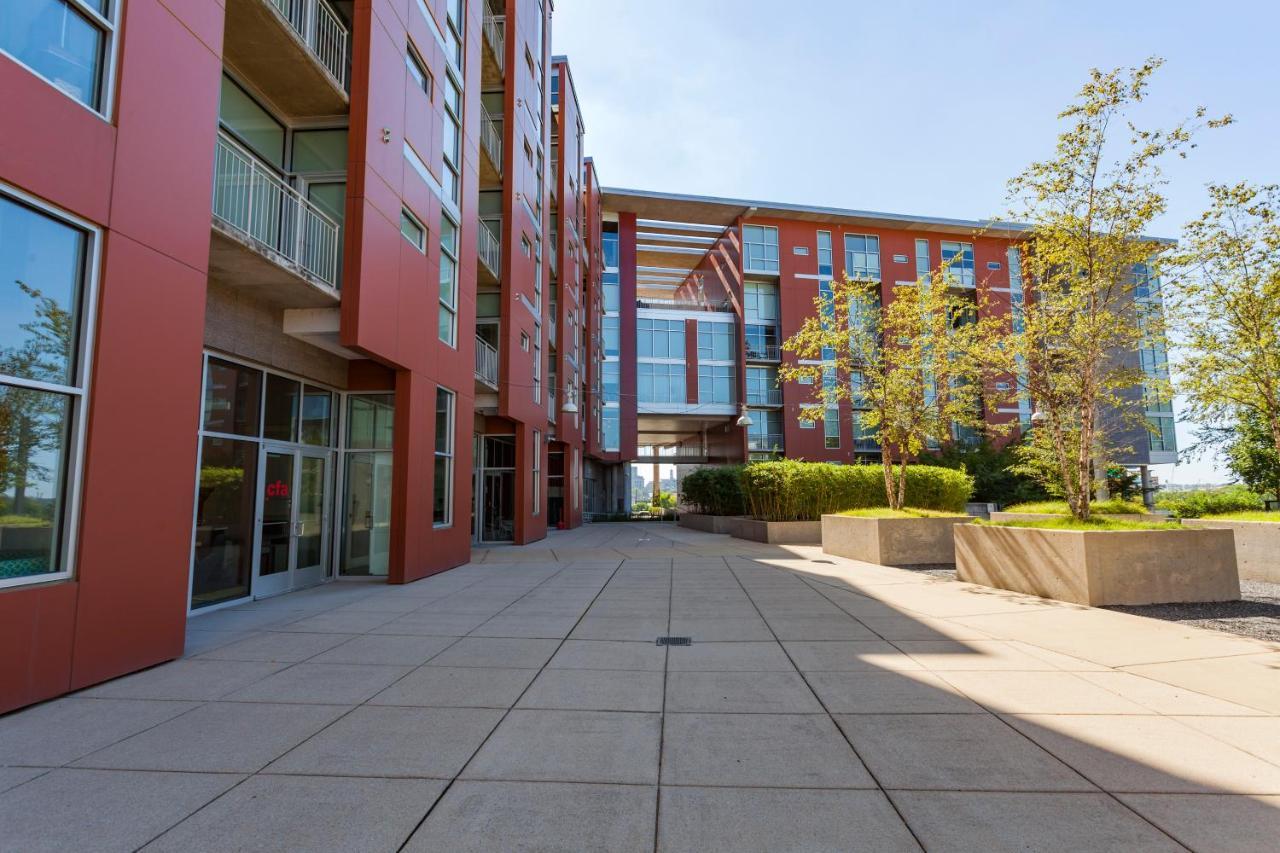 Luxe Two Bedroom Penthouse With Skyline Views, Internet, Gym Holiday home Nashville