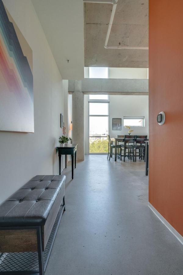 Traveler's Haven 1bd 1 And Half Bath 2 Story East *