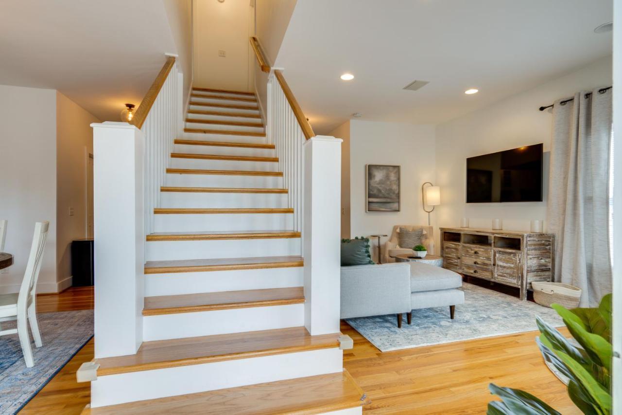 Skyline Views From Shelby With Wifi, Fully Furnished, Pet Friendly & In Unit Laundry