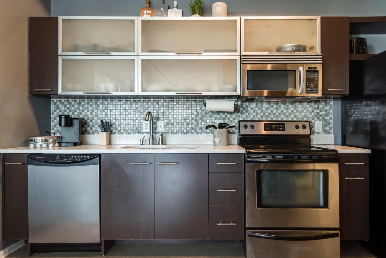 Holiday home Sleek And Spacious In East!