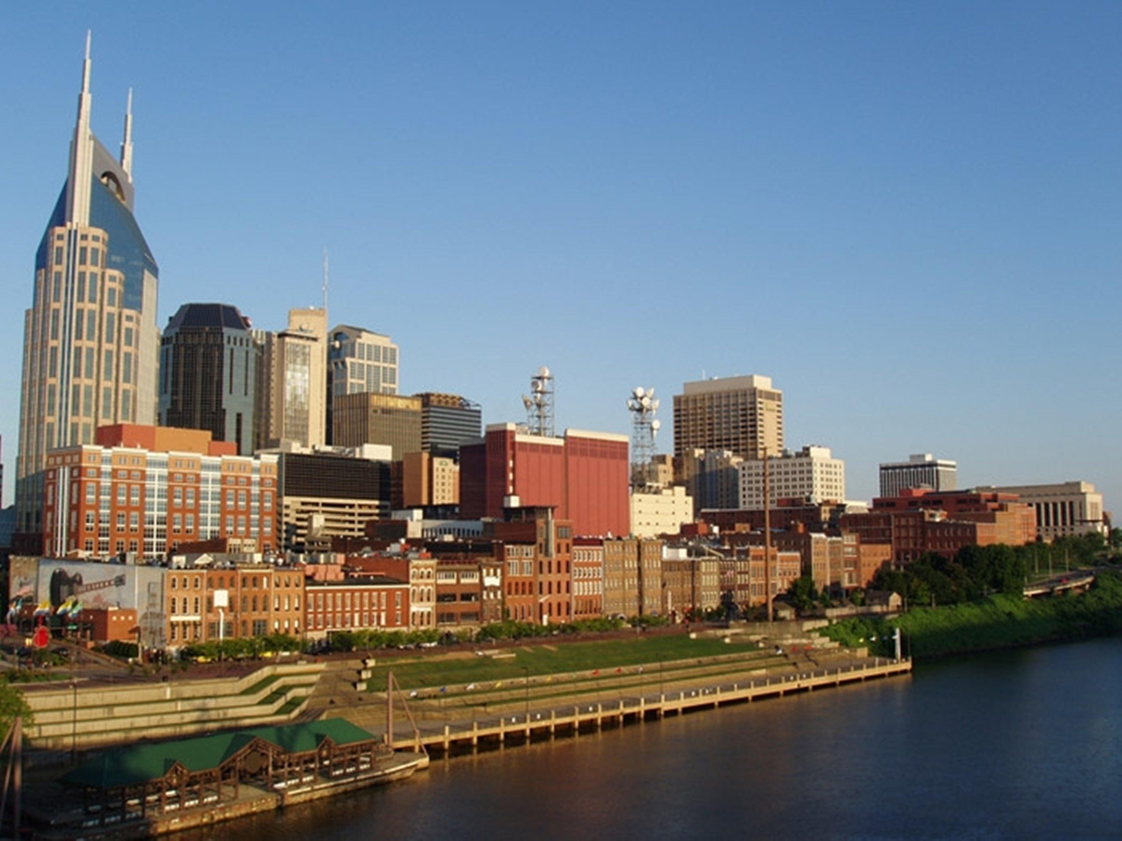 Holiday Express Nashville-downtown - Broadway By Ihg 3*