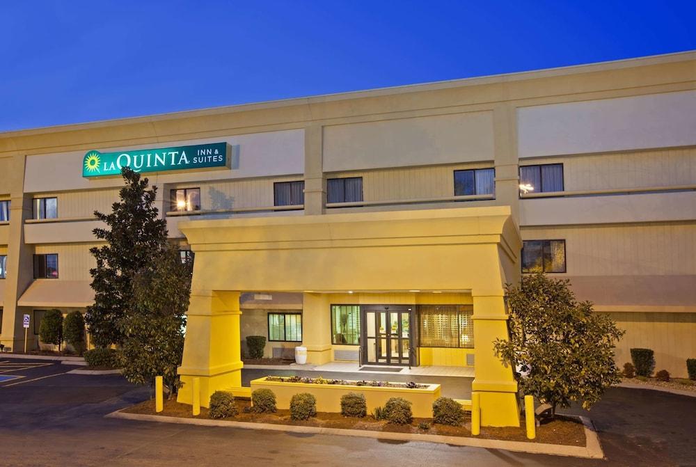 La Quinta By Wyndham Airport 3*