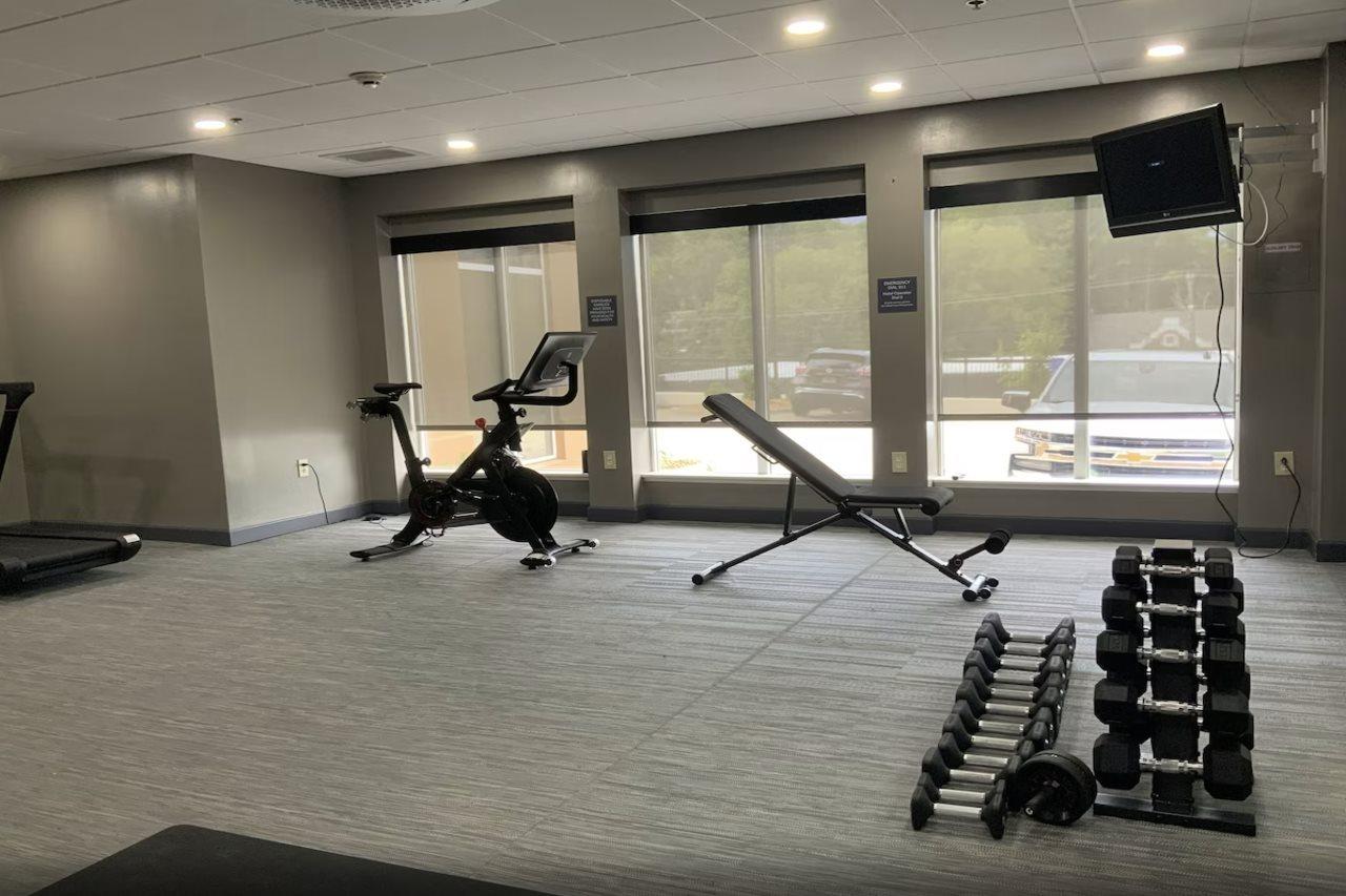 Hilton Garden Airport Hotel Nashville