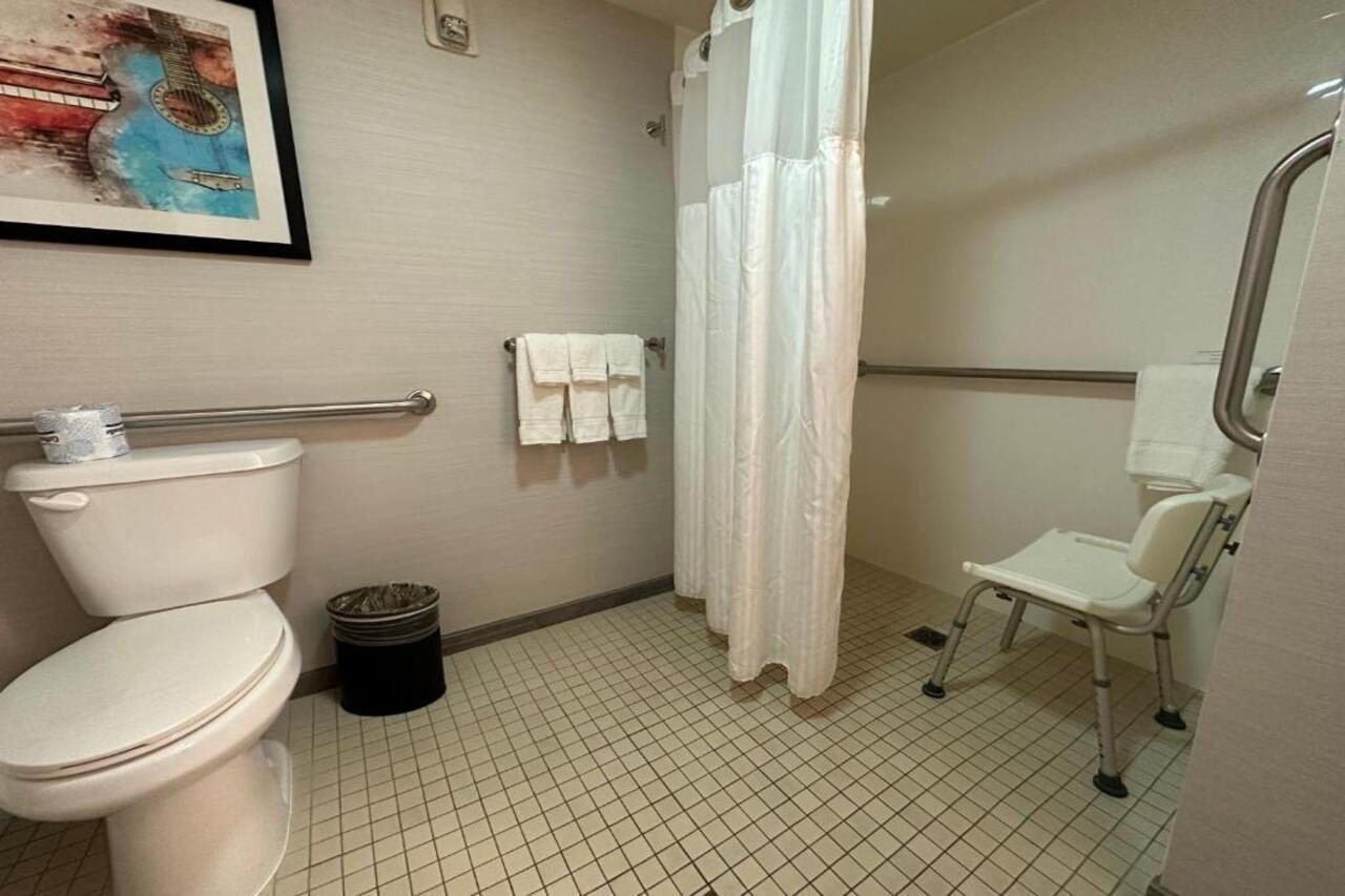 Hotel Hilton Garden Airport 3*