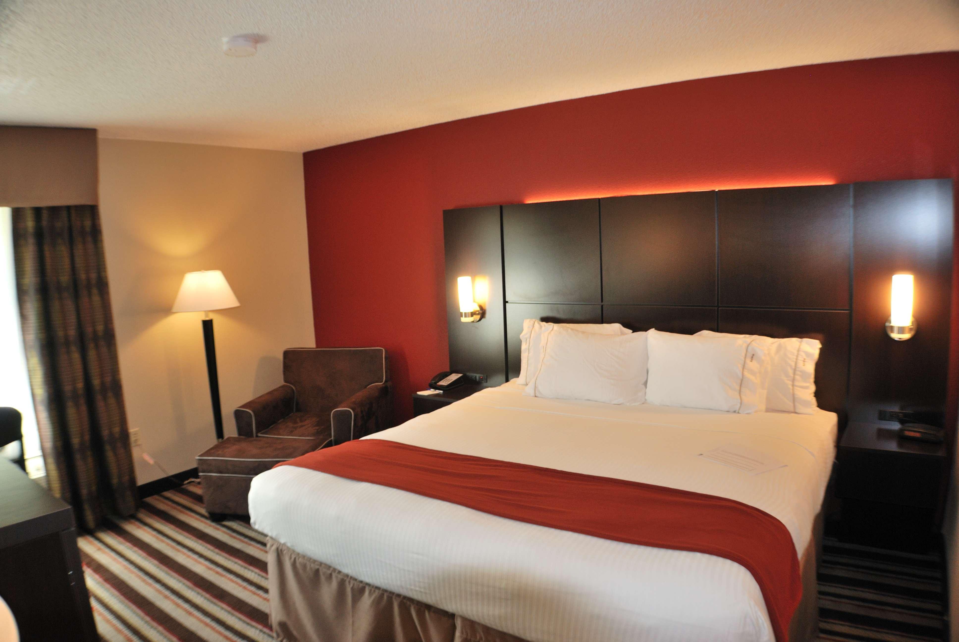 Holiday Express W-i40 By Ihg Hotel