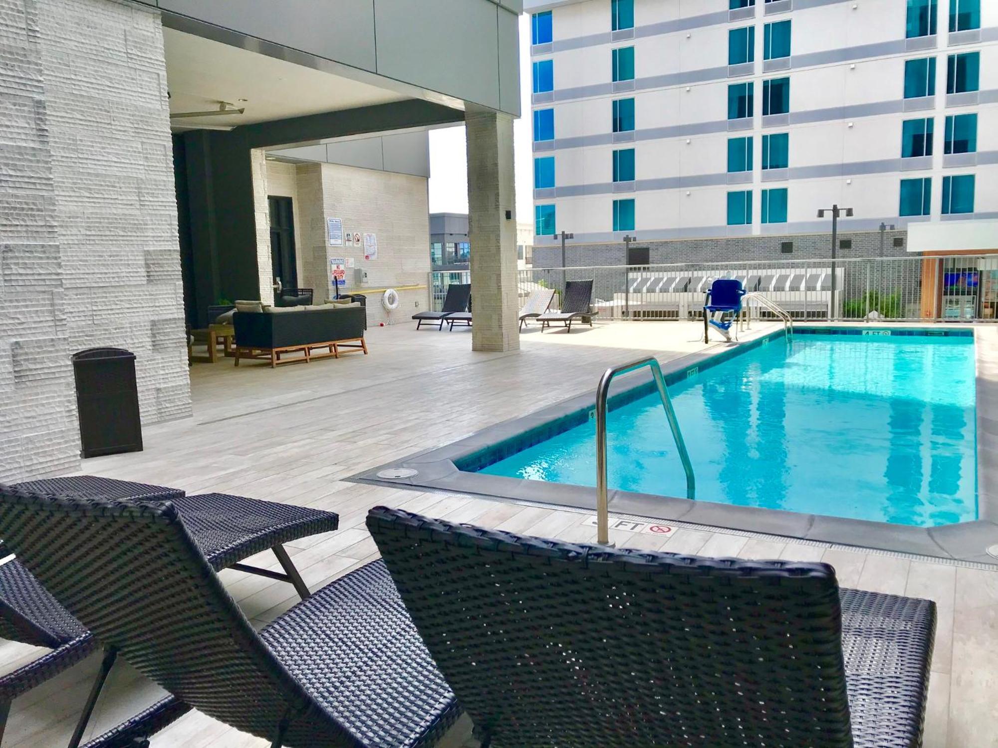 Hotel Holiday Inn & Suites Nashville Downtown - Broadway By Ihg