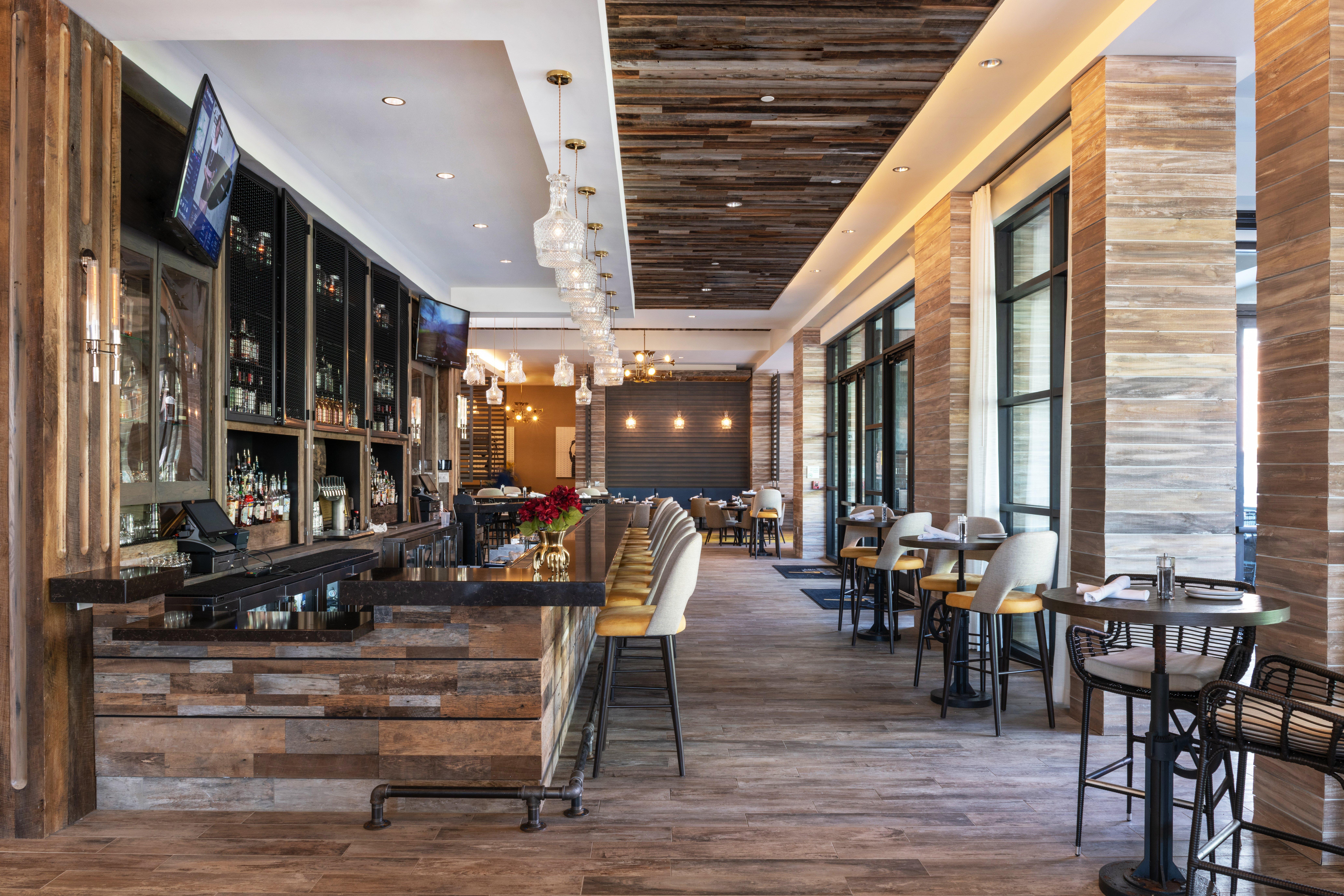 Holiday Inn & Suites Nashville Downtown - Broadway By Ihg Hotel 3*