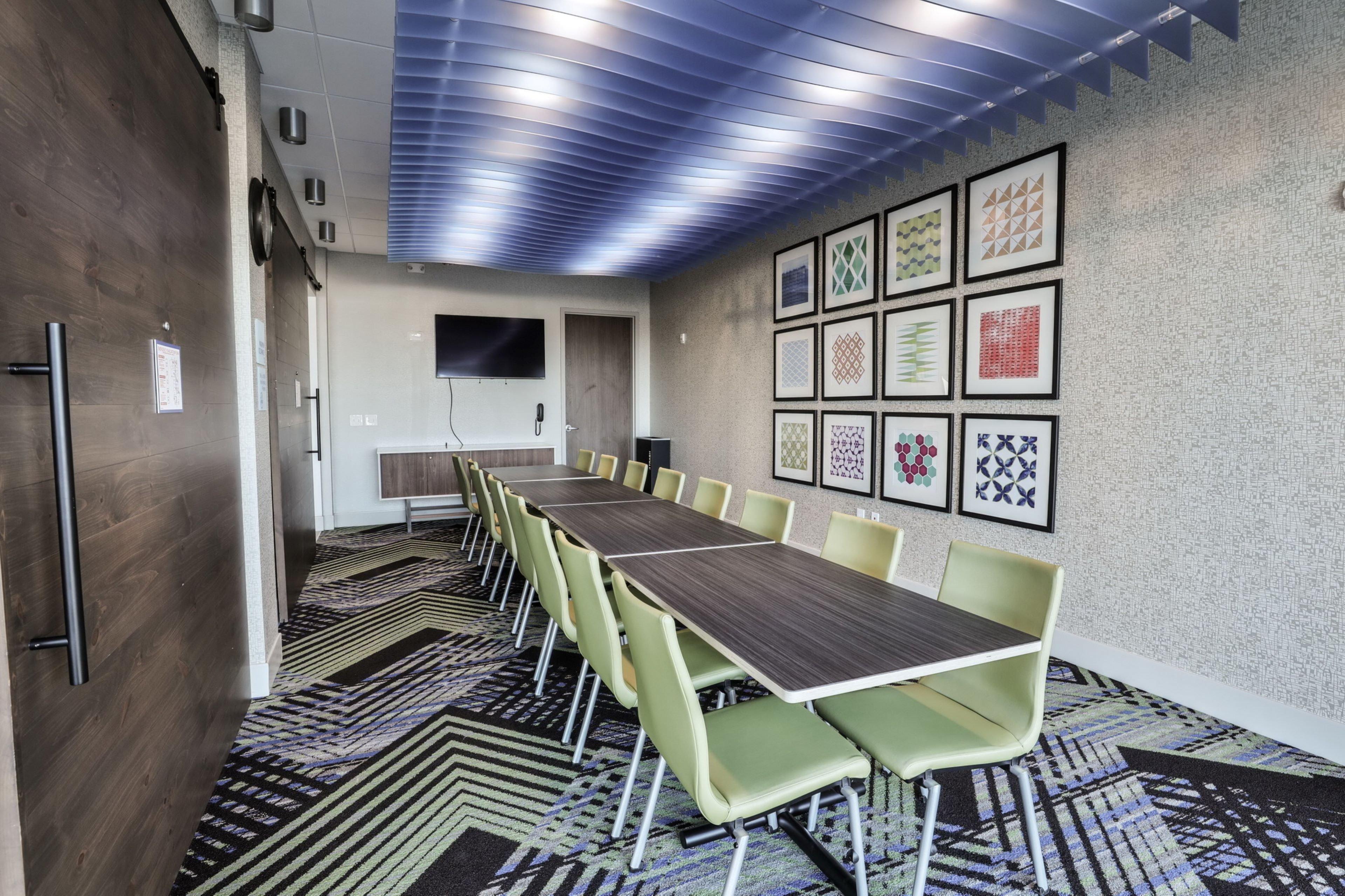 Express & - Metrocenter Downtown By Ihg Hotel 3*
