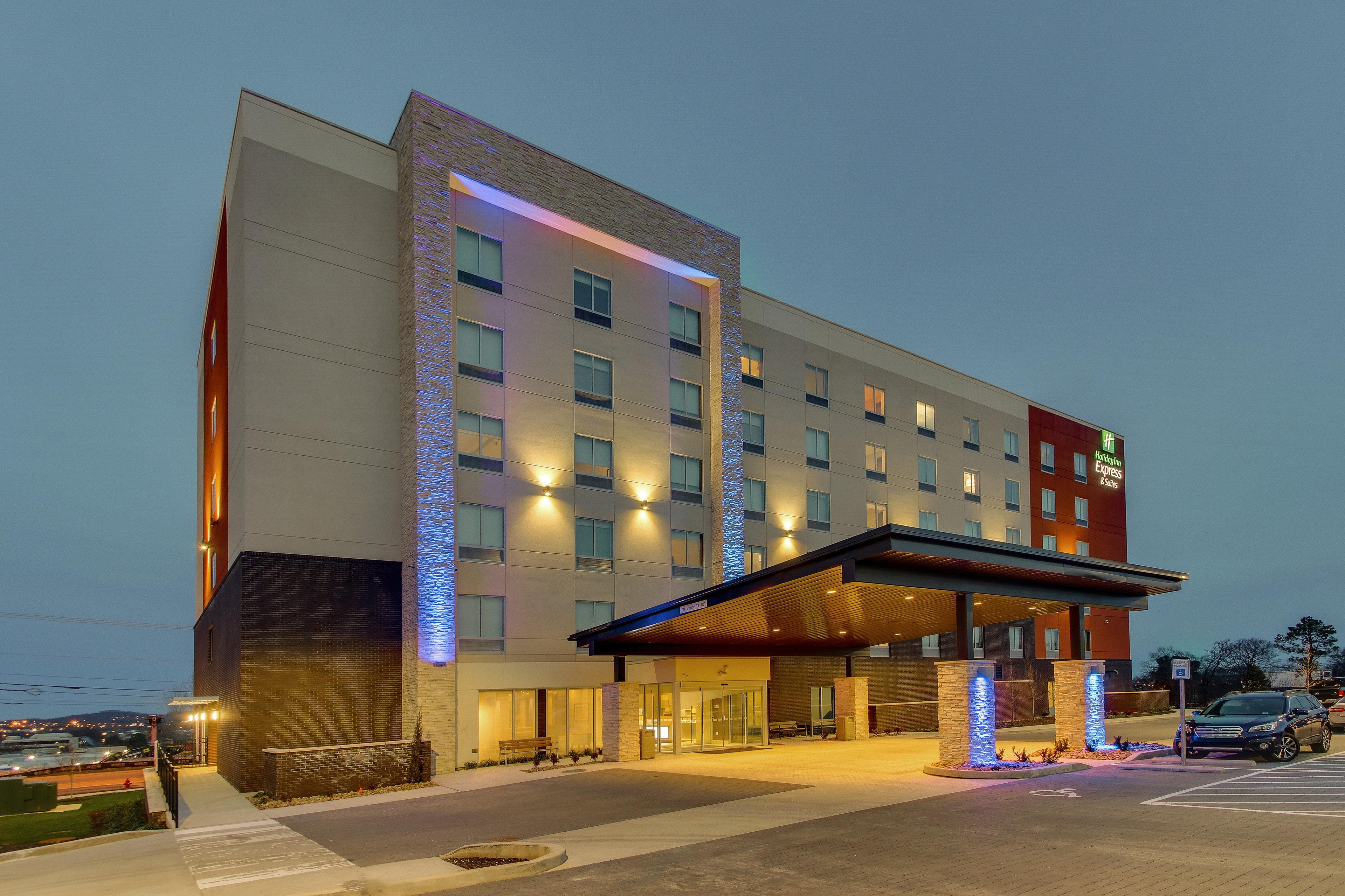 Express & - Metrocenter Downtown By Ihg 3*