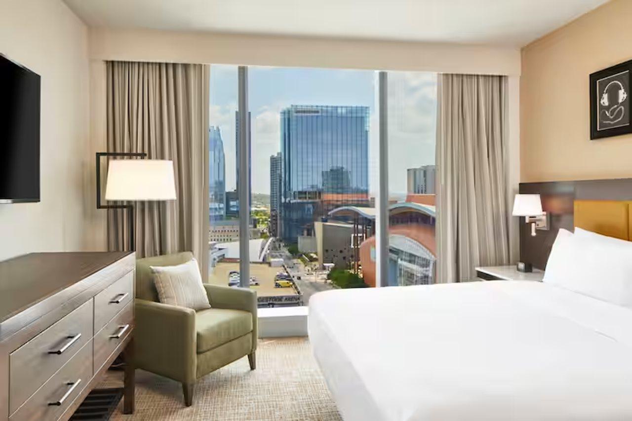 Embassy By Hilton Downtown Nashville