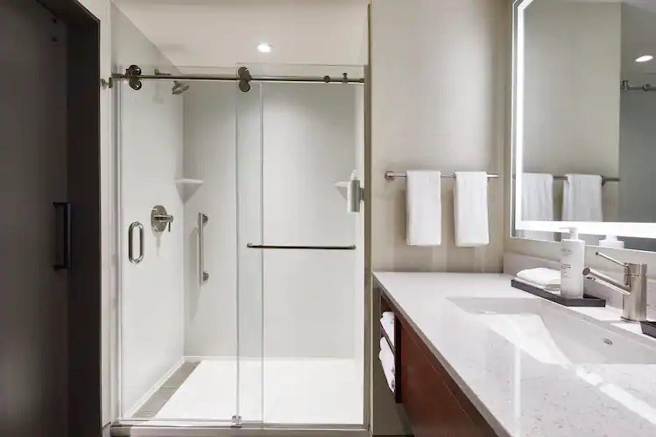Embassy By Hilton Downtown Hotel 3*