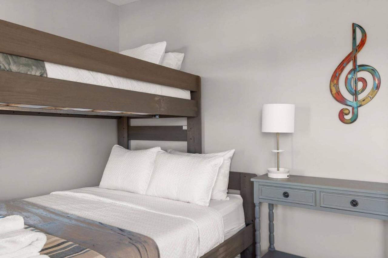 Myrtle D Holiday home *