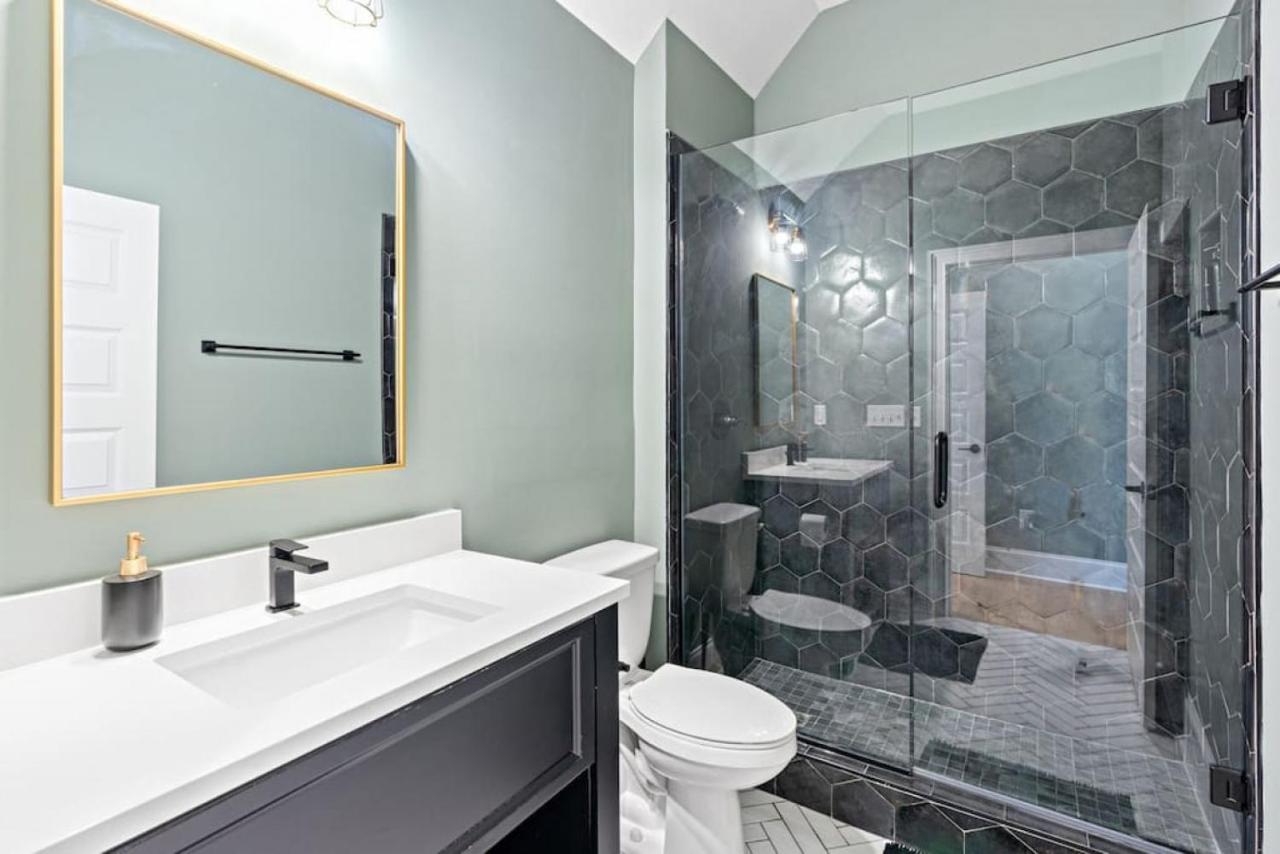 Apartment Luxury Design, Close To Broadway - 4 Beds, 2 Bedrm Nashville