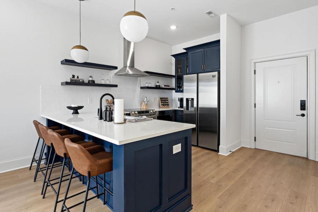 Hip New Near Broadway And Trendy East Nash With 5 Beds Apartment Nashville