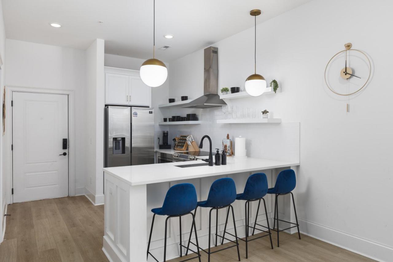 Stylish 5 Beds, 2 Bedroom In Trendy East Apartment *