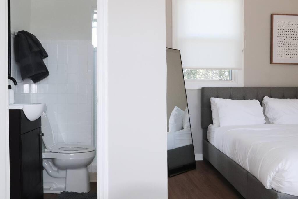 Bright 1 Bedroom 10 Mins To Inn Nashville