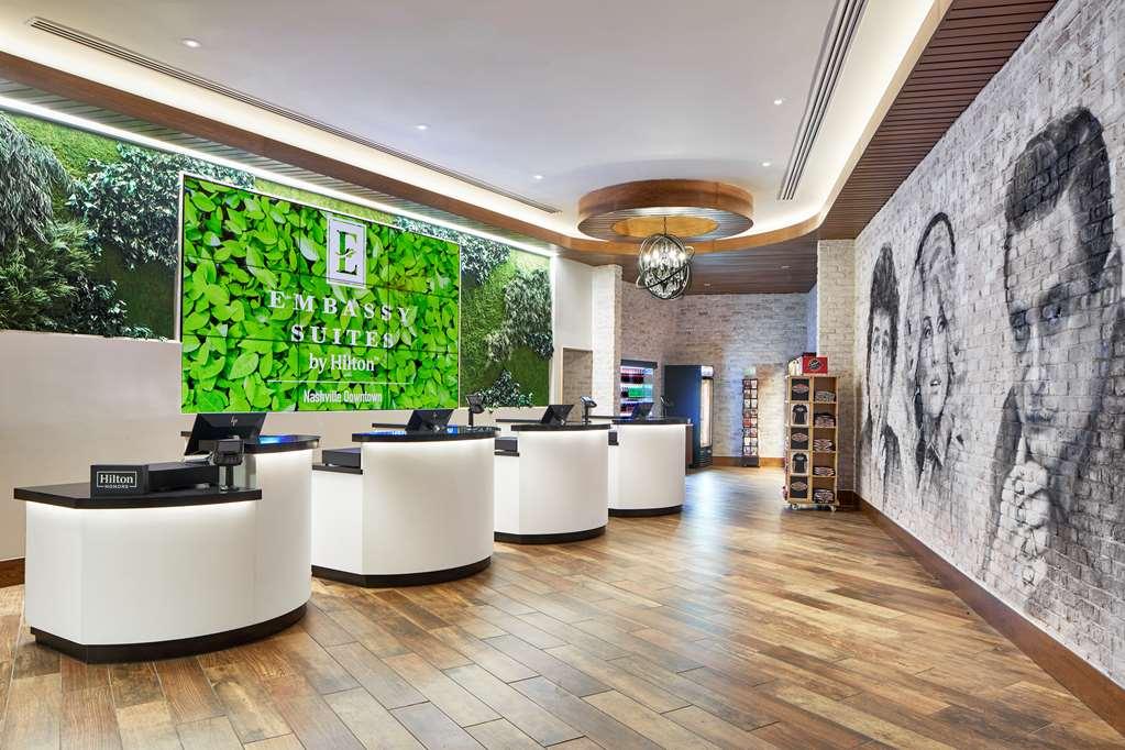 Hotel Embassy By Hilton Downtown 3*