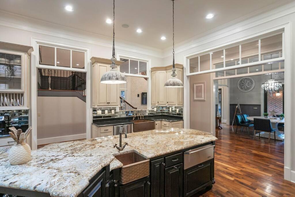 Supreme Luxury For Discerning Tastes Holiday home Nashville