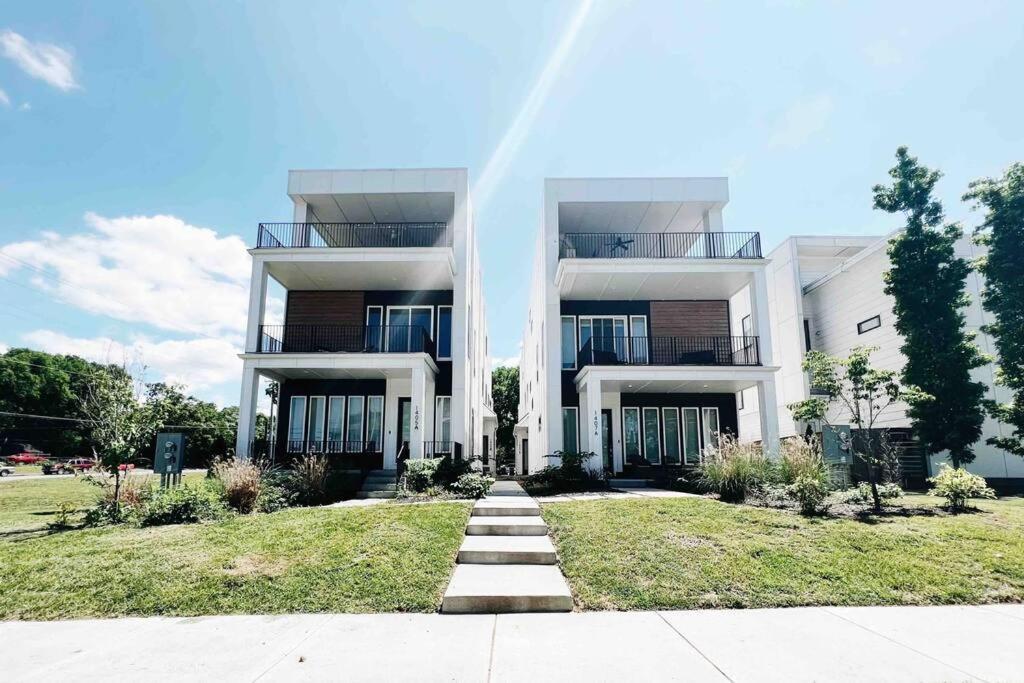 Downtown & Skyline Views Nashville