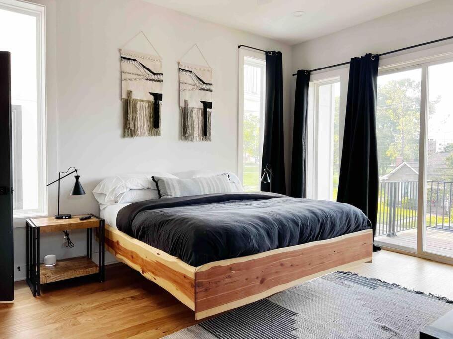 Downtown & Skyline Views * Nashville