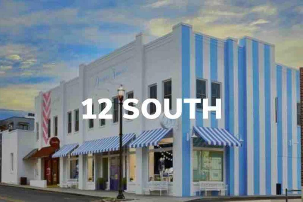 Villa Downtown & Skyline Views