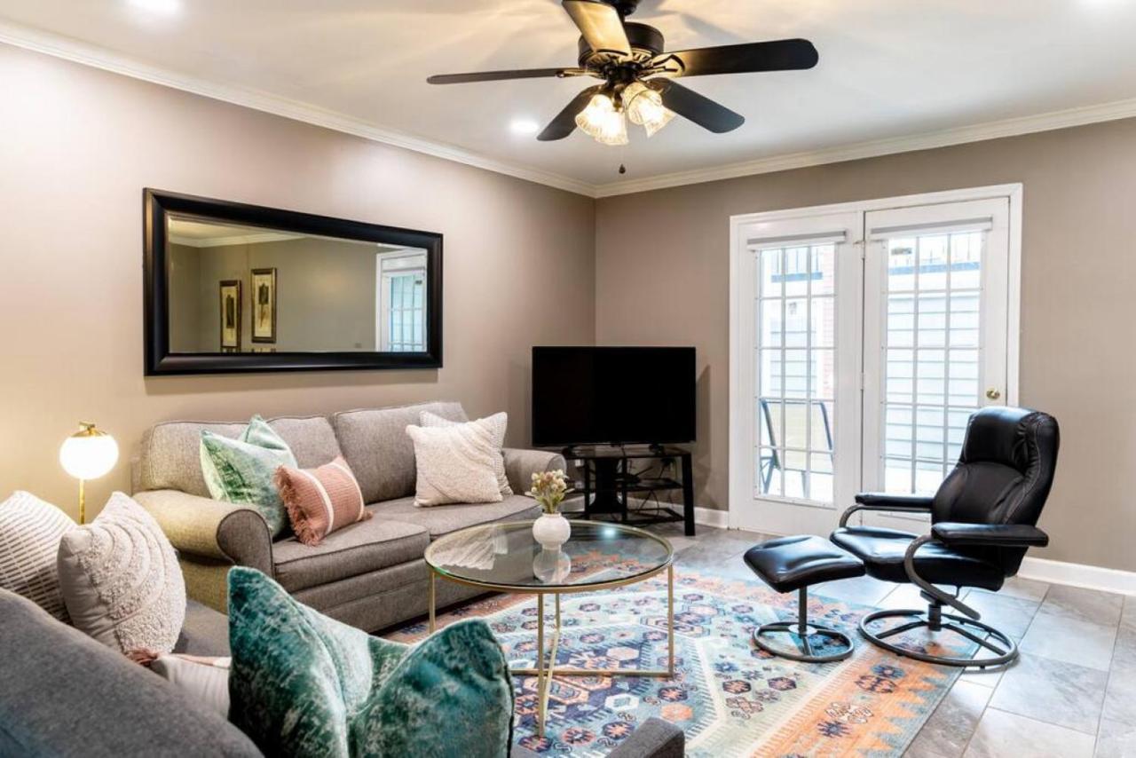Downtown Condo, Walk To Broadway With Free Parking Nashville