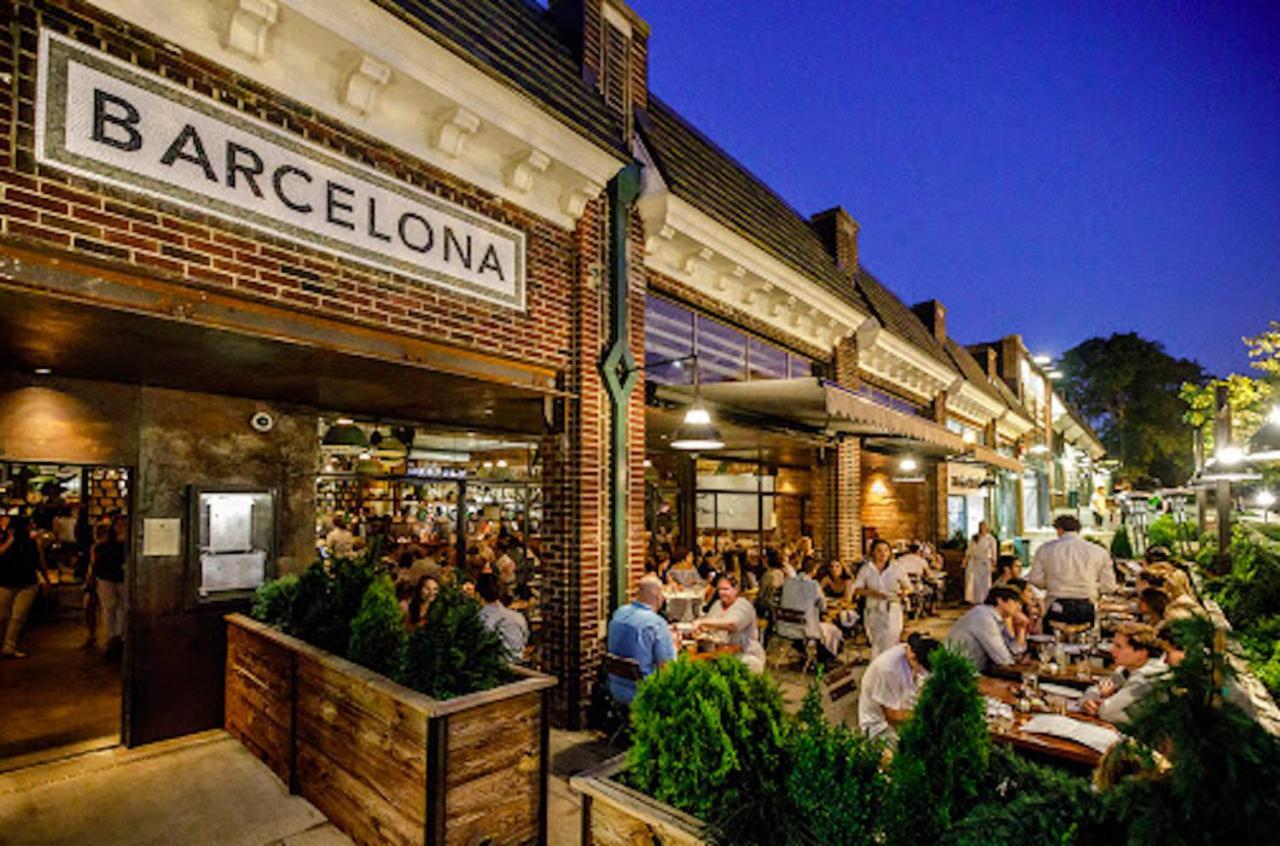 Holiday home Walk To Vanderbilt And Belmont - Shuffle Board And Free Parking *