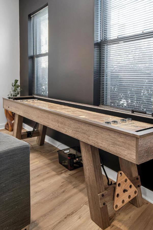 Holiday home Walk To Vanderbilt And Belmont - Shuffle Board And Free Parking Nashville