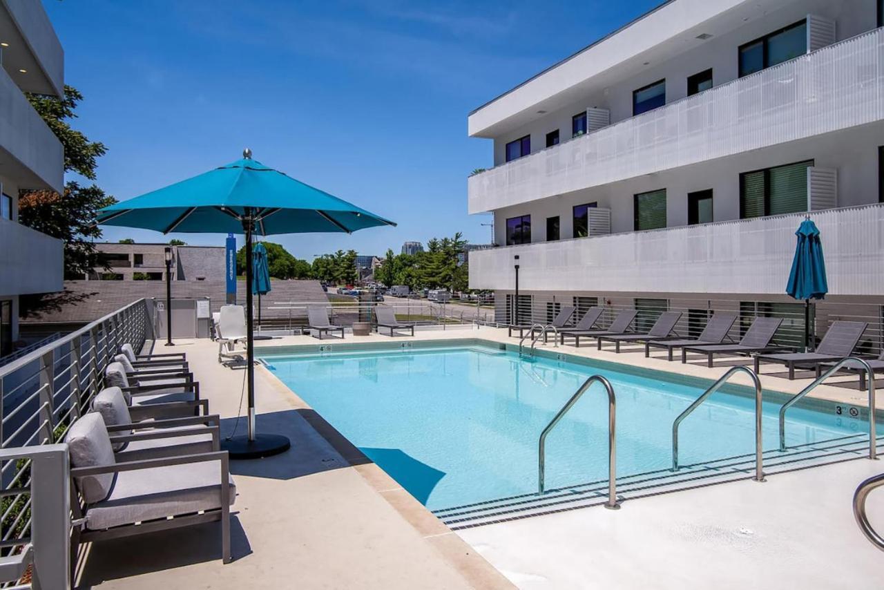 Chic Modern Pool, Patio, Parking Nashville