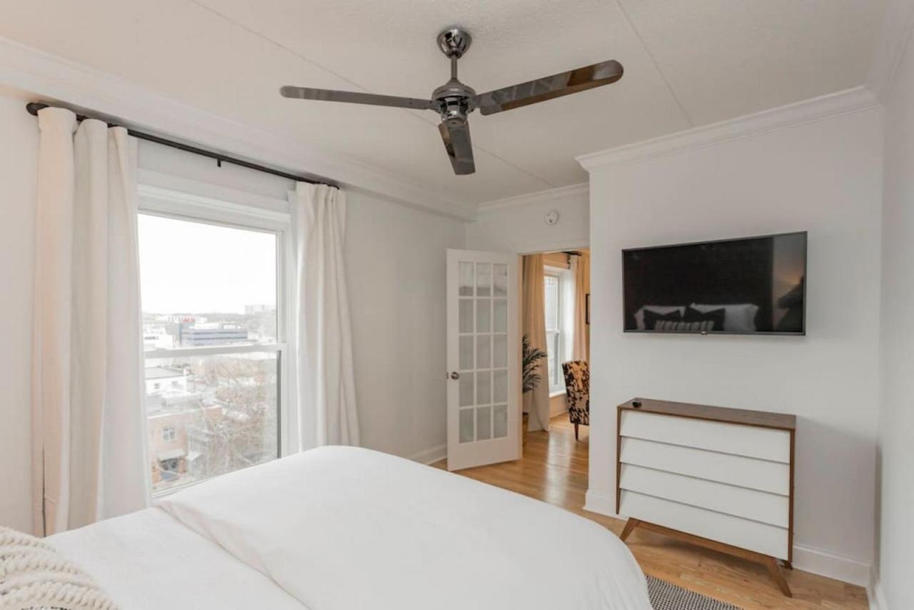 Music 2 Bedroom 5 Beds Pool Parking *