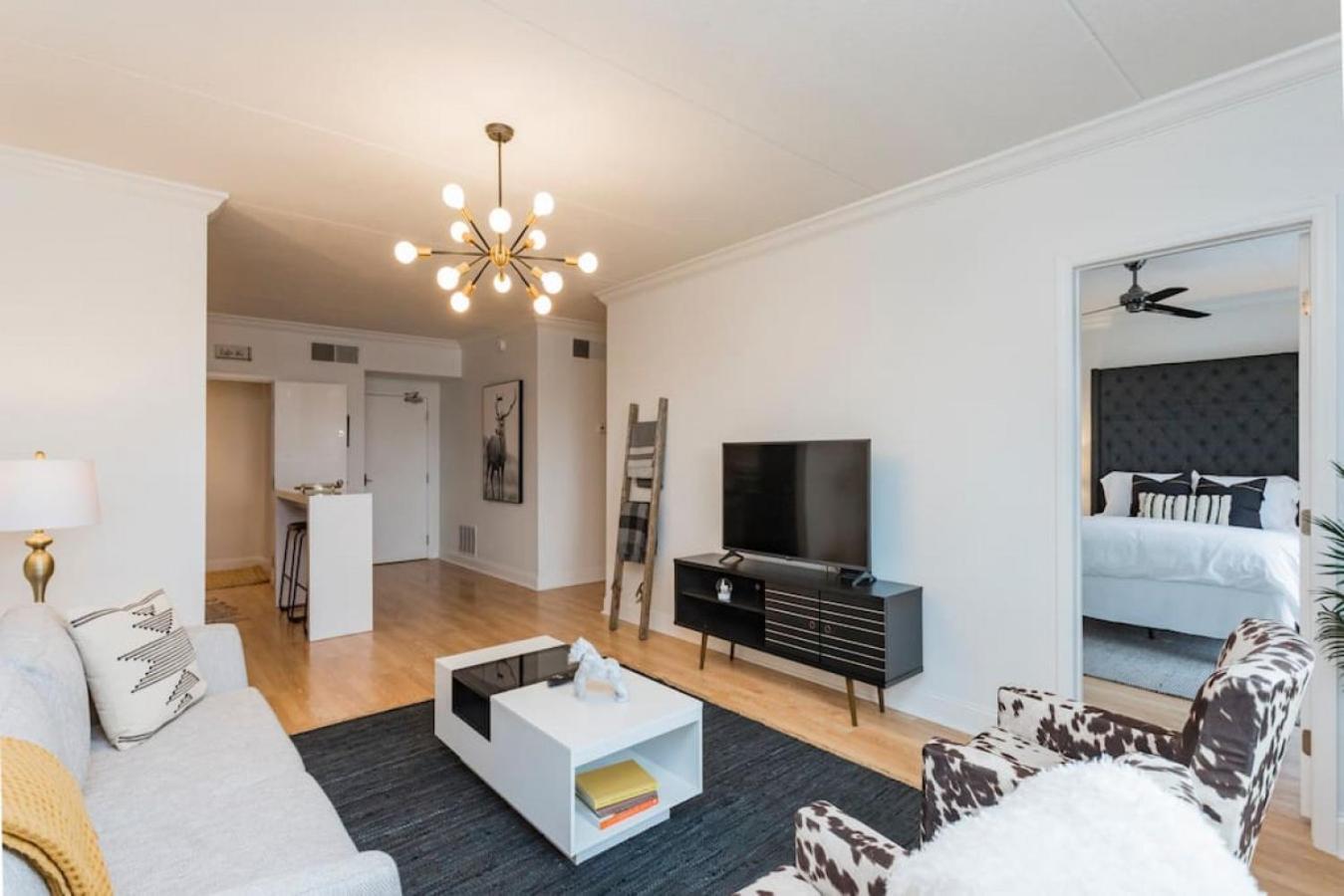 Music 2 Bedroom 5 Beds Pool Parking Holiday home Nashville