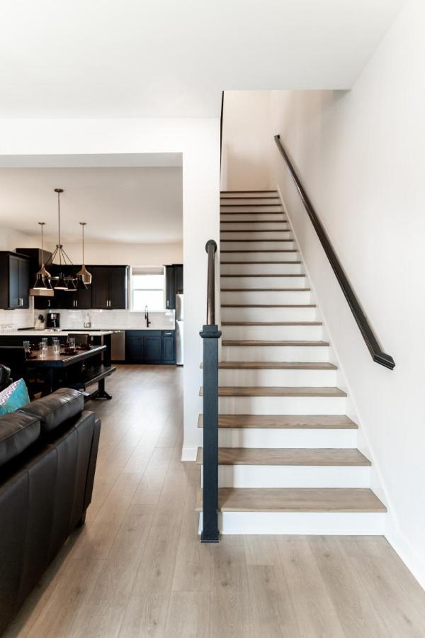 Diamond Retreat Townhome 7 Beds 3 Mi To Downtown Holiday home *