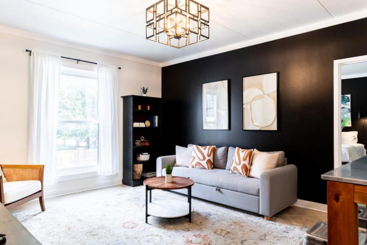 Famous Music Row Presidential 2 Bedroom, 2 Bathroom, 4 Beds Holiday home Nashville