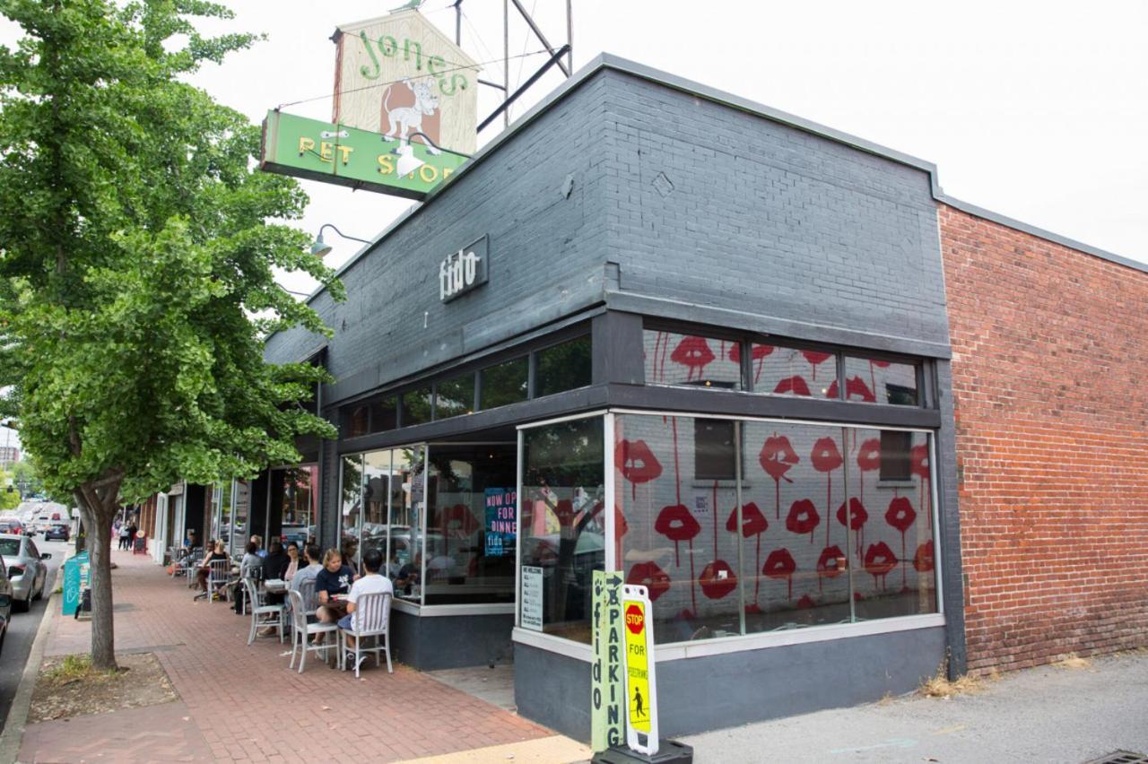 Walk To Vanderbilt And Belmont - Shuffle Board And Free Parking Holiday home Nashville