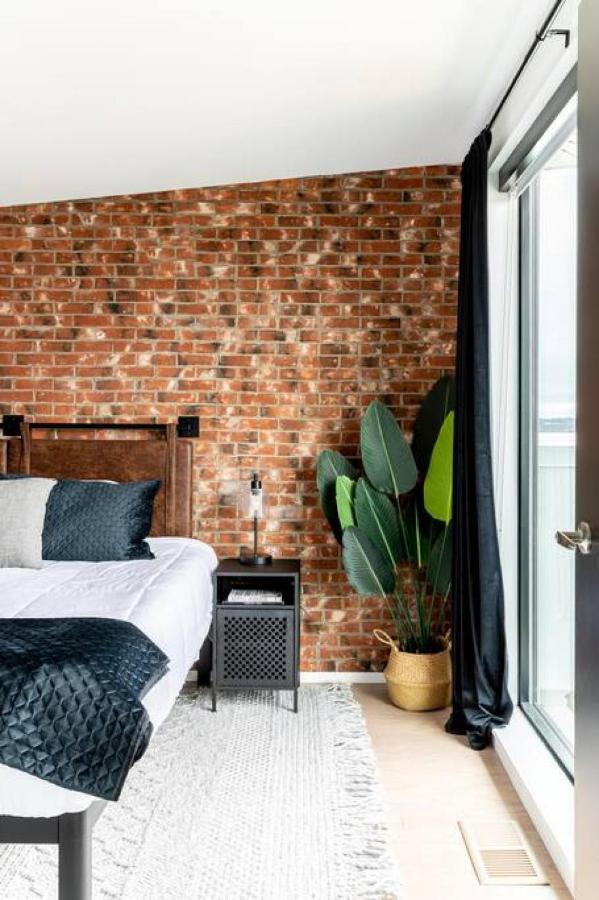 Stunning River View Walk To Downtown Rooftop Patio Nashville