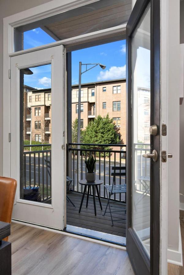 Refreshing 2 Bedroom, 3 Bed W Free Parking Near Restaurants * Nashville