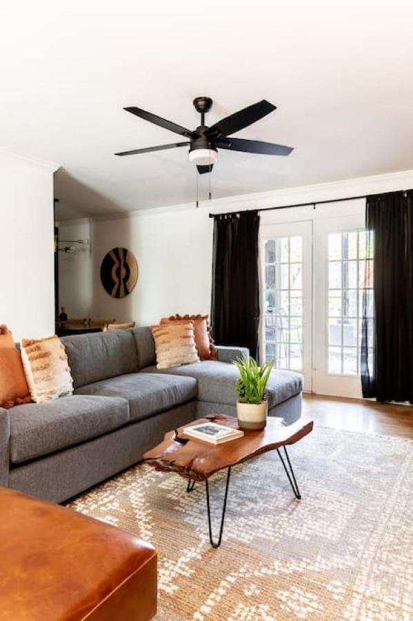 Stylish Downtown 3 Beds, 1 Bedroom With Private Patio, Parking * Nashville