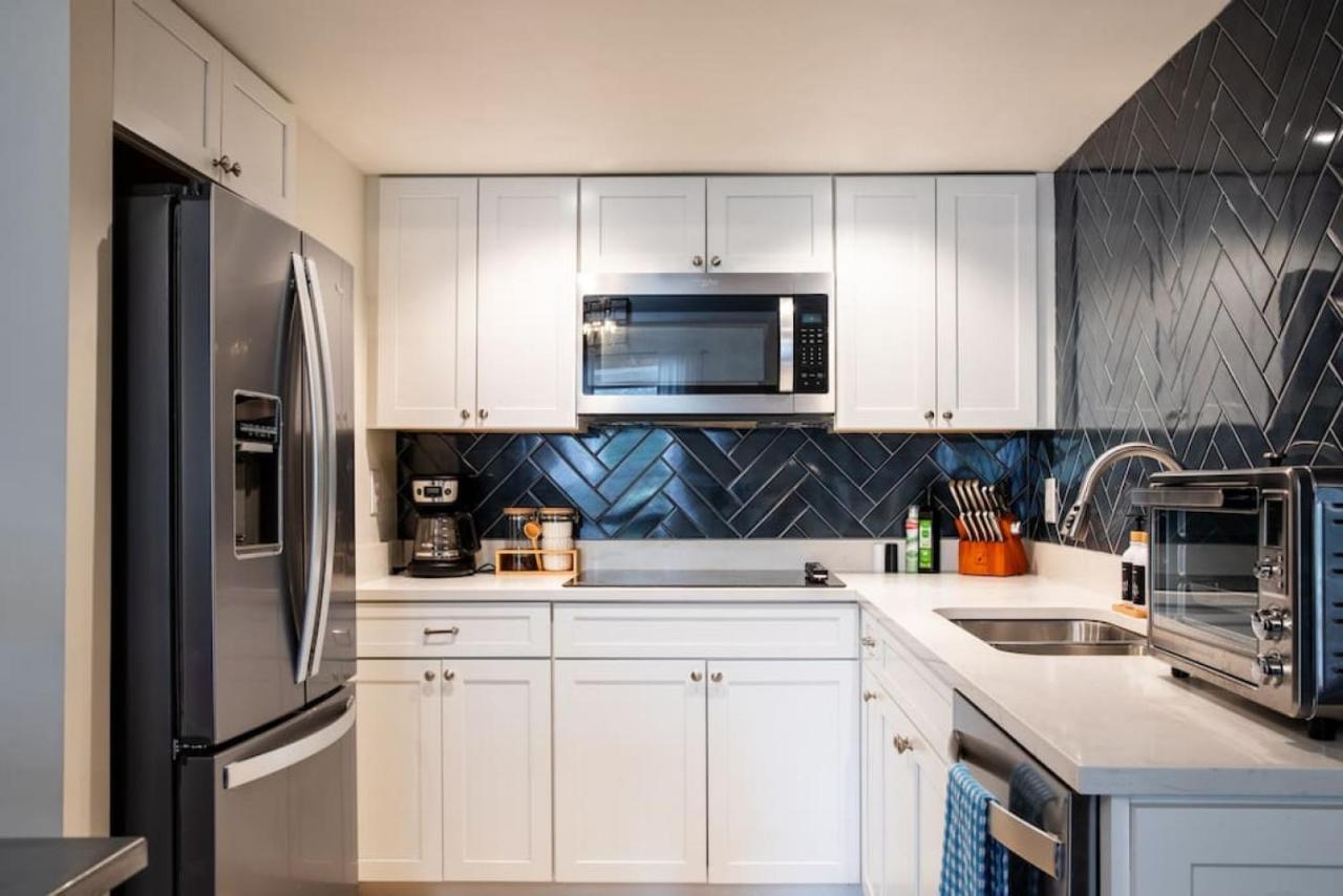 Famous Music Row Presidential 2 Bedroom, 2 Bathroom, 4 Beds Holiday home Nashville