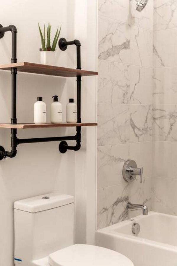 Stunning River View Walk To Downtown Rooftop Patio Apartment