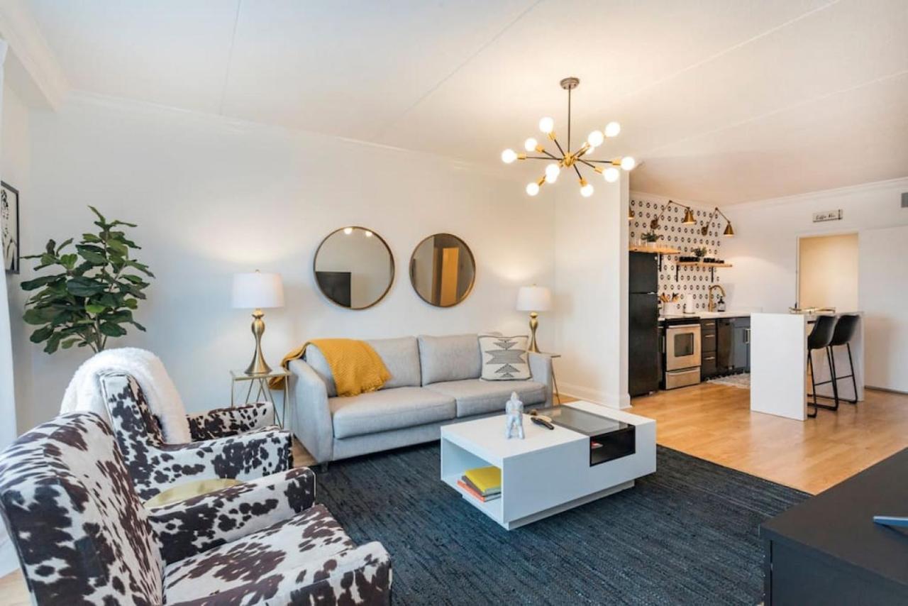 Music 2 Bedroom 5 Beds Pool Parking Holiday home *