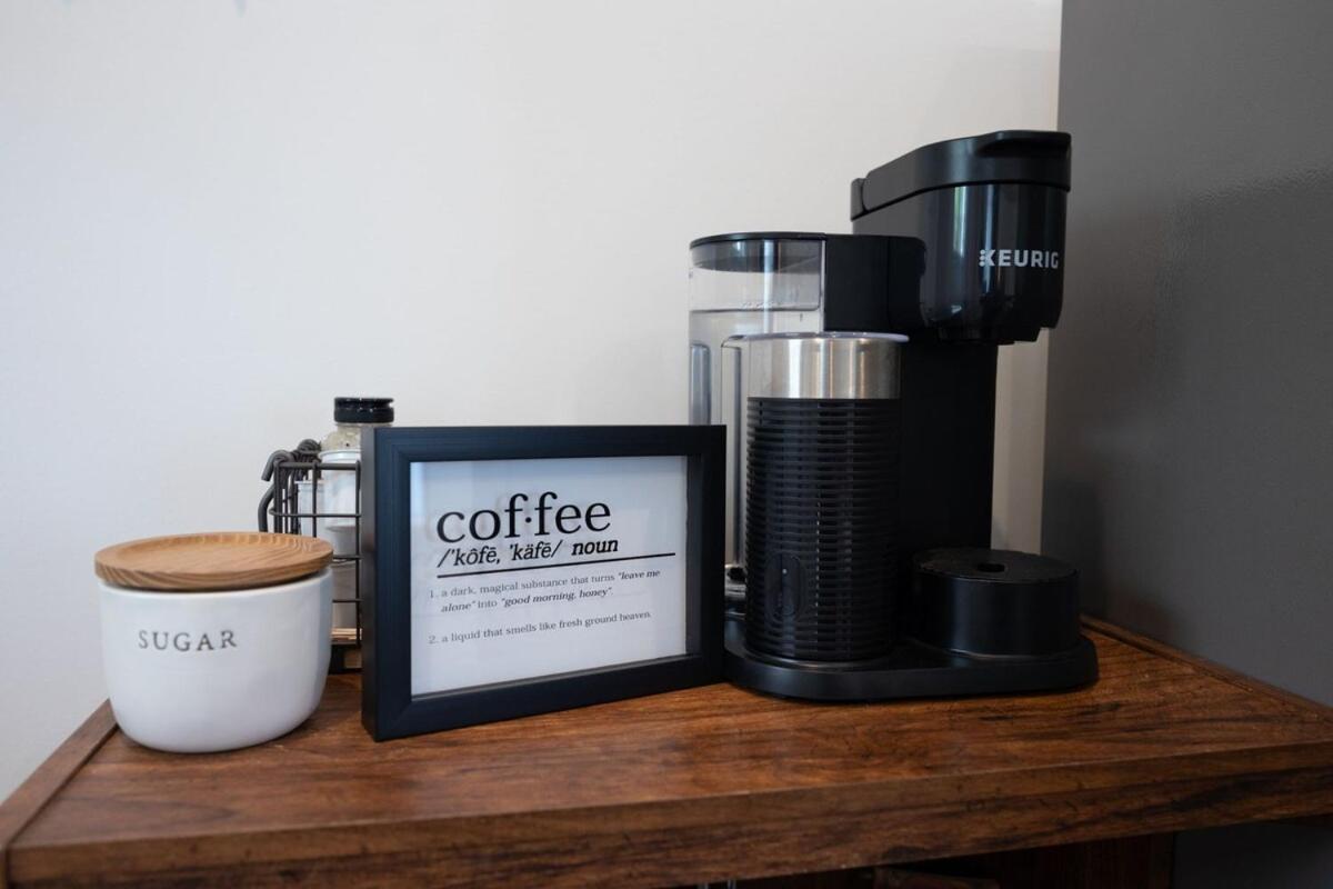 Nash Luxe W King & Fire Pit Fun & Games! Hotel Nashville