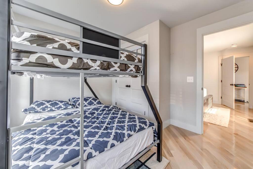 Holiday home Nashville's Broadway: Your Spacious *